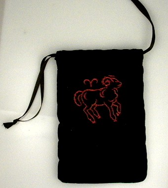 Aries velvet bag