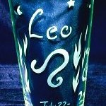 Leo pint glass
